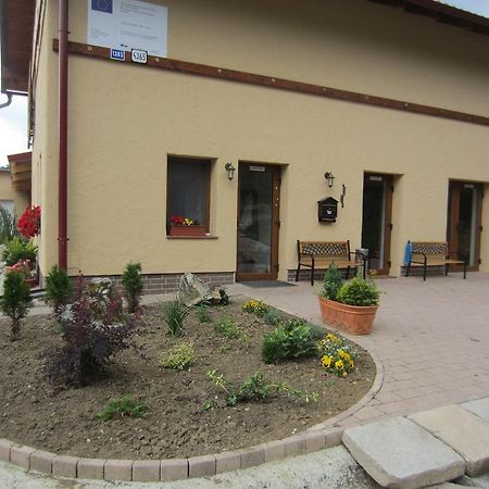 فندق Penzion Drienovkou Považská Bystrica المظهر الخارجي الصورة