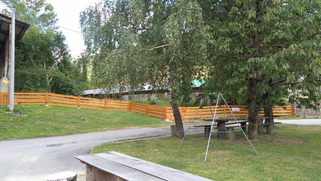 فندق Penzion Drienovkou Považská Bystrica المظهر الخارجي الصورة